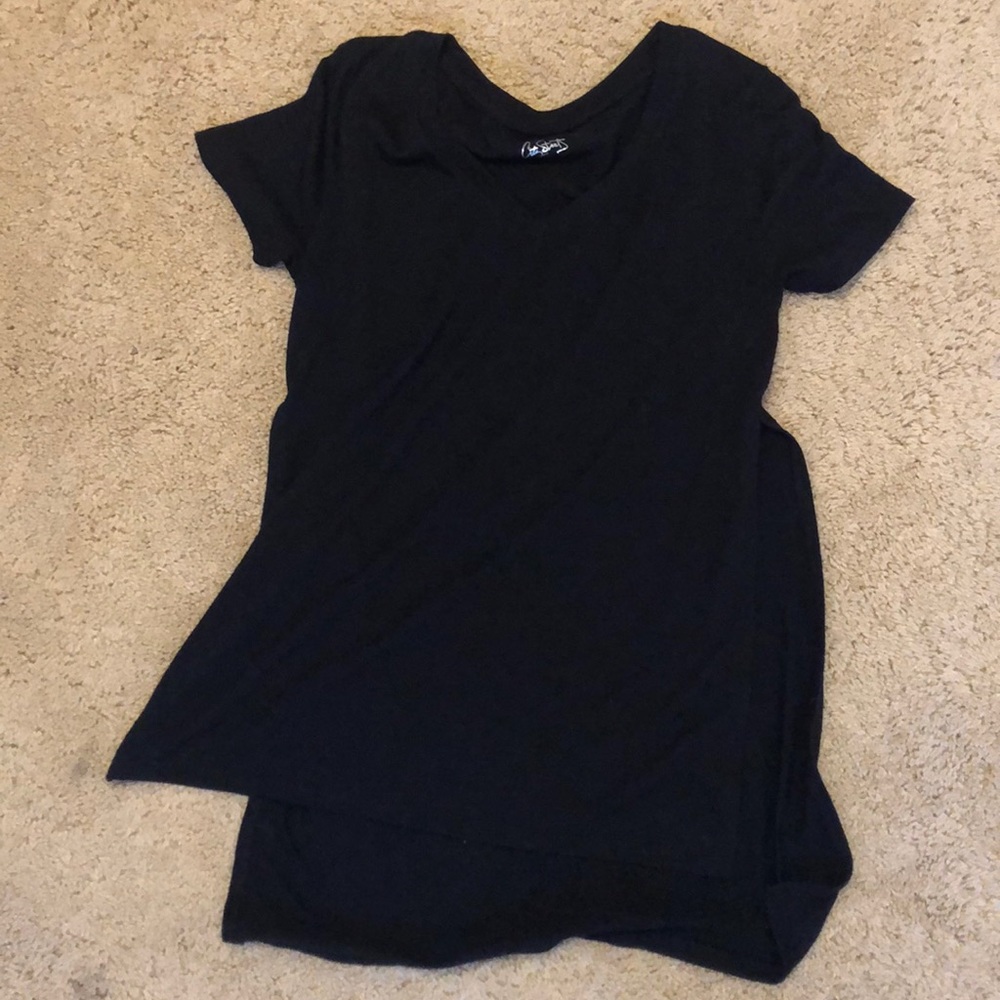 Black shirt